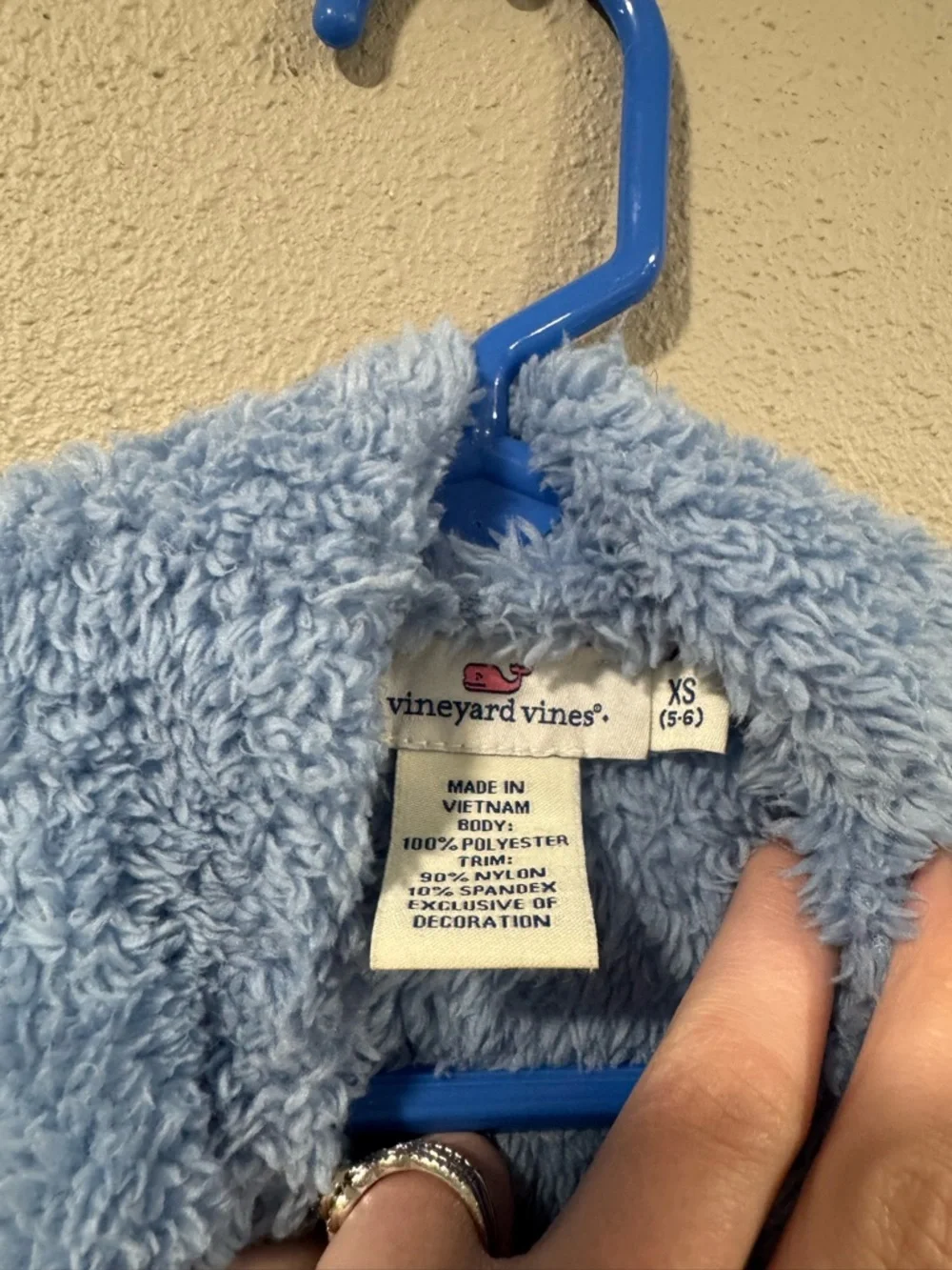 Vineyard Vines Teddy Fleece Pink & Blue - Picture 3 of 4
